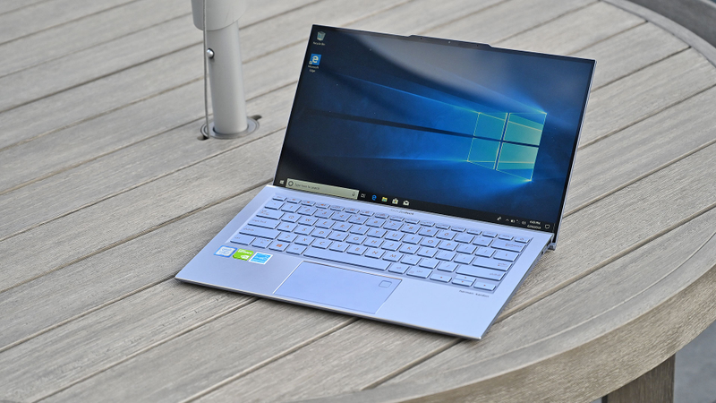 Illustration for article titled Asus Zenbook S13 Review: A Notch, a Bump, a Clever Little Laptop
